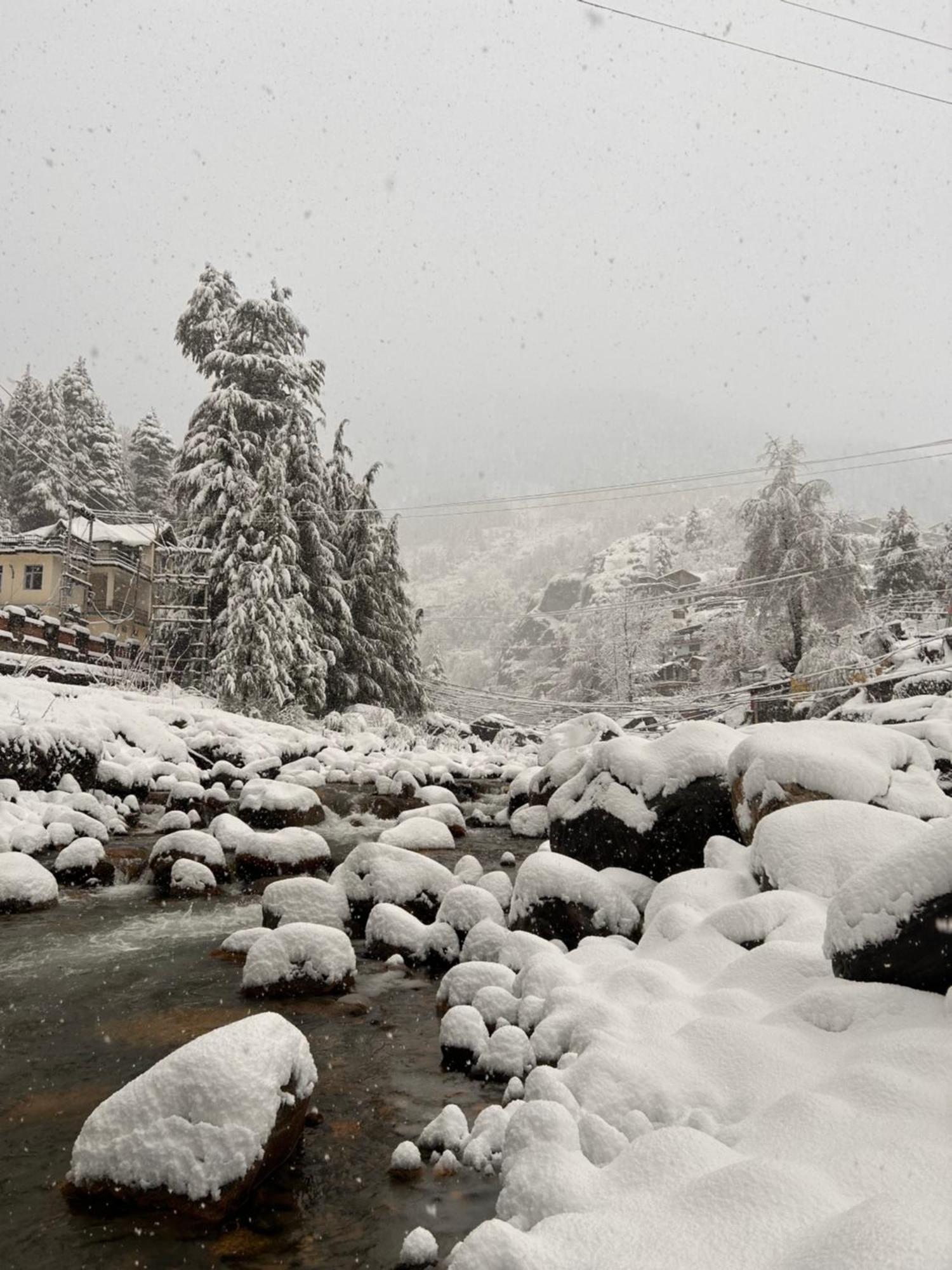 Hostel 360 Degree Manali  Exterior photo