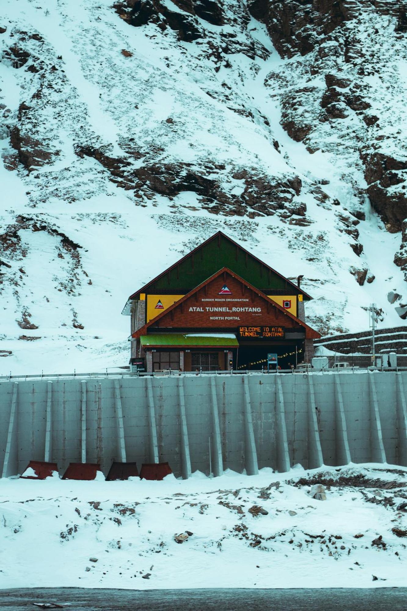 Hostel 360 Degree Manali  Exterior photo